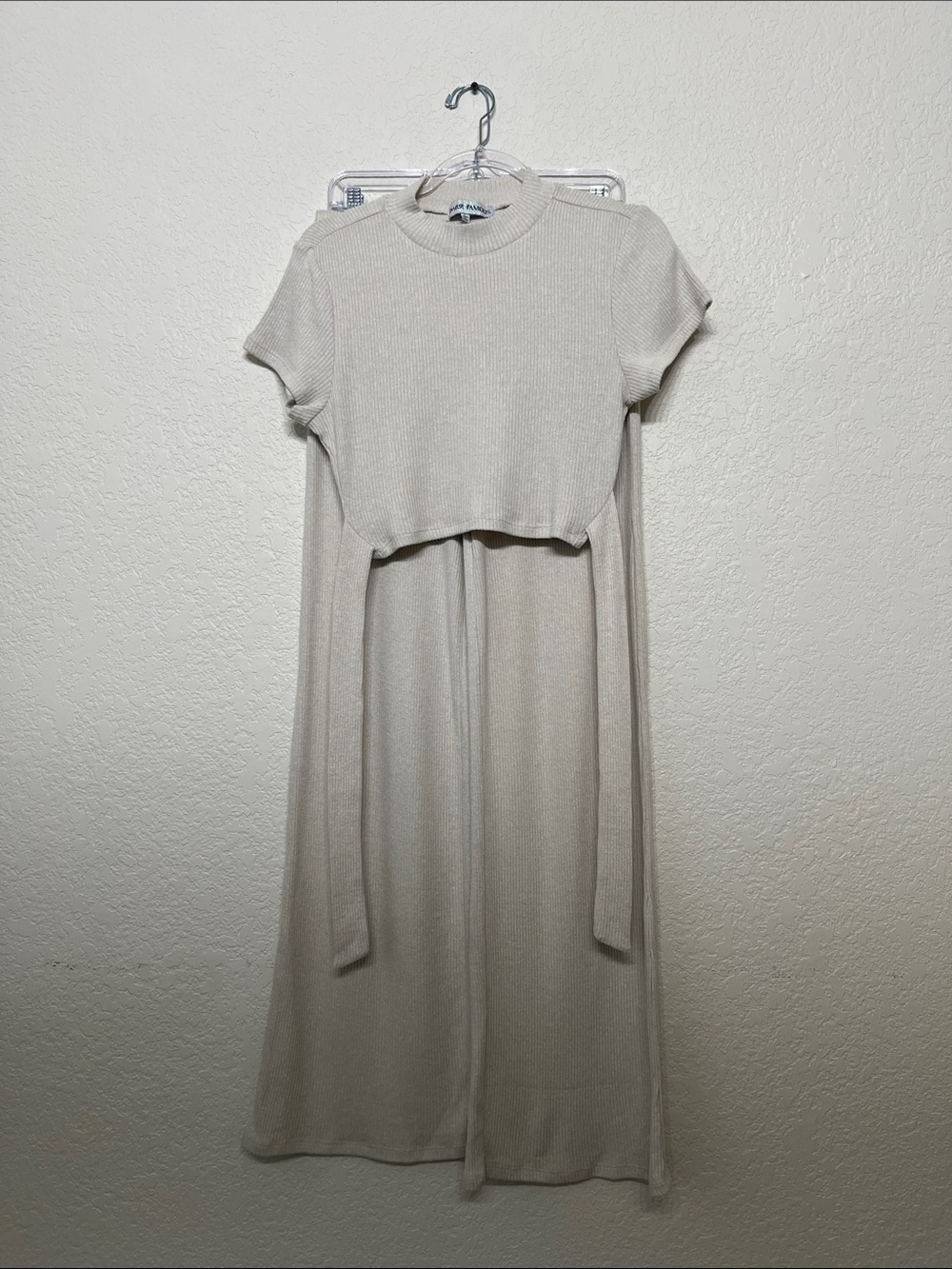 Almost Famous Women’s Large Ribbed Two-Piece Knit Matching Set in Light Beige
